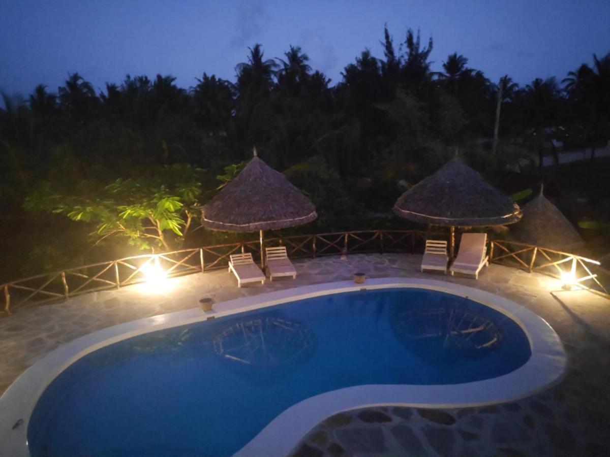 Kimya House, Watamu Bed & Breakfast Bagian luar foto