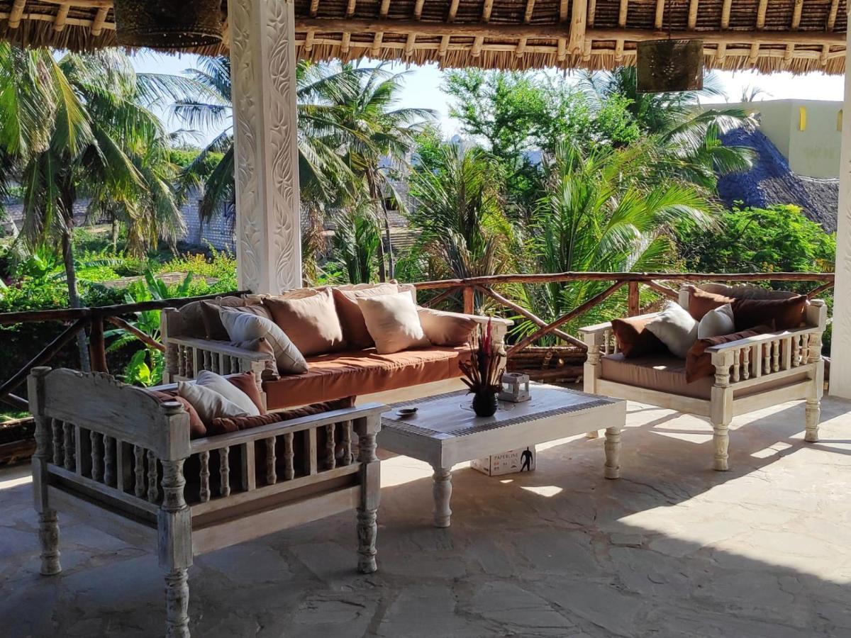 Kimya House, Watamu Bed & Breakfast Bagian luar foto
