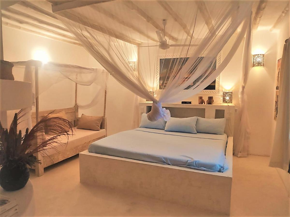 Kimya House, Watamu Bed & Breakfast Bagian luar foto