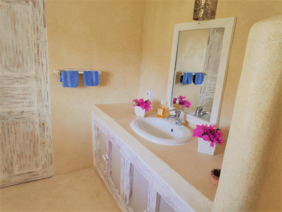 Kimya House, Watamu Bed & Breakfast Bagian luar foto