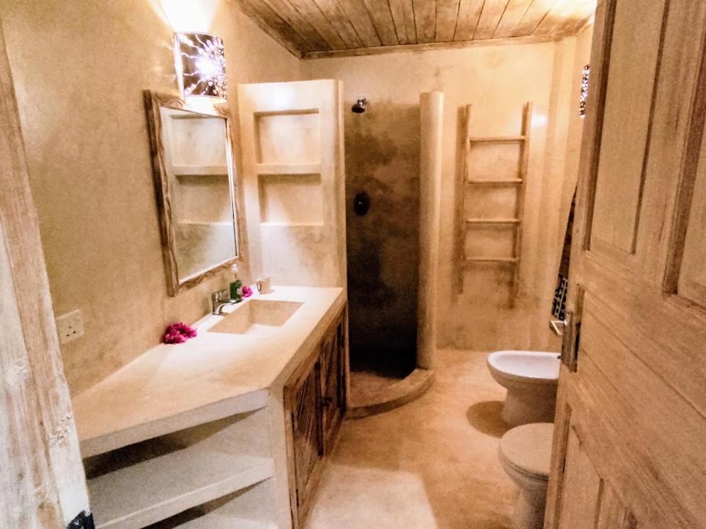 Kimya House, Watamu Bed & Breakfast Bagian luar foto